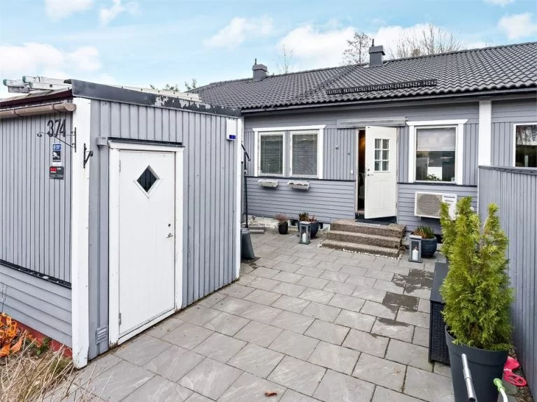Plattläggning Garageuppfart. Bollstanäs, Upplands Väsby