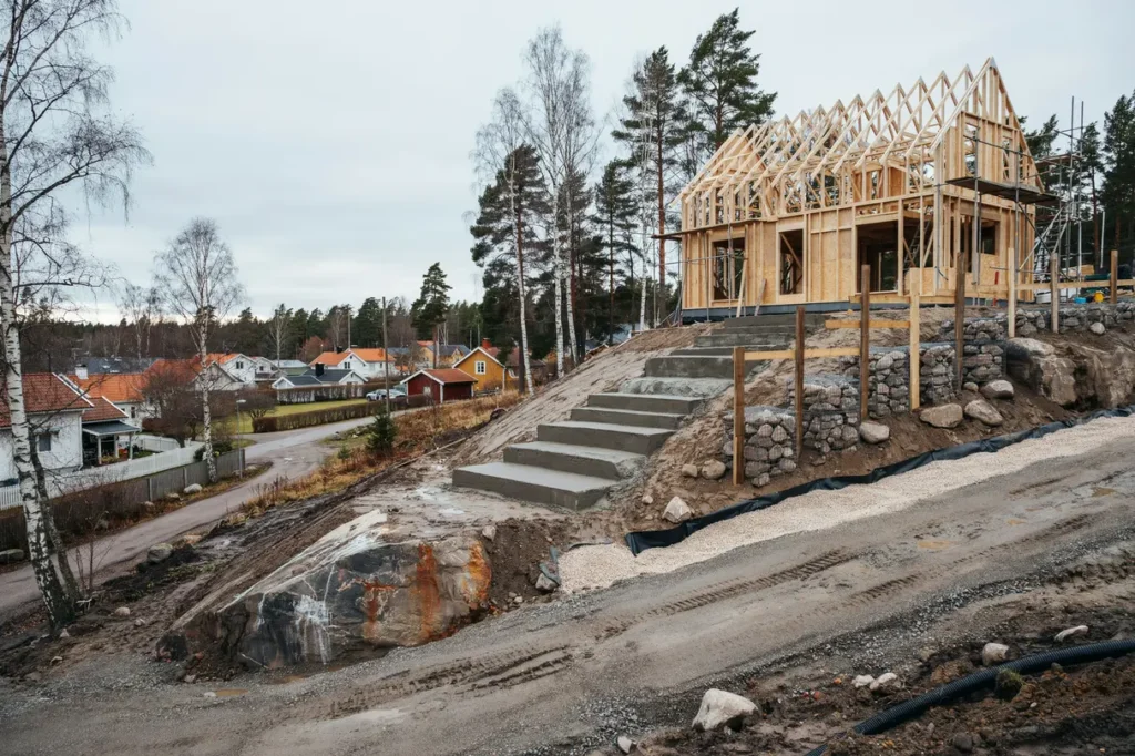 s lyckas du med en h llbar husgrund p sv r tomt markarbete som minskar risken f r framtida problem